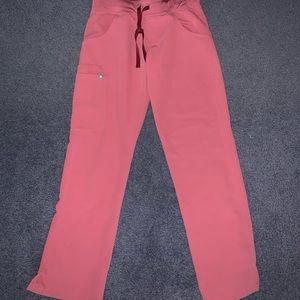 Figs Kade Cargo Rose Quartz size Petite XS